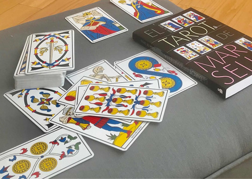 Imagen 8 de 9 de El Tarot De Marsella, Libro Y Tarot