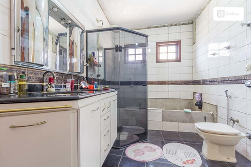 Imagem 15 de 15 de Venda De Casa Com 325m² E 6 Quartos - 13478