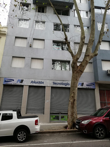 Local Comercial Alquiler En El Centro