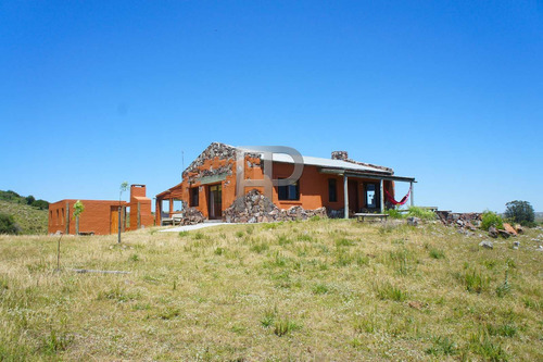 Imagen 2 de 14 de Chacra En Venta San Carlos 4 Dormitorios, 16 Hectáreas