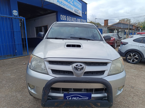 Toyota Hilux 3.0 doble cabina 4x2 srv diesel