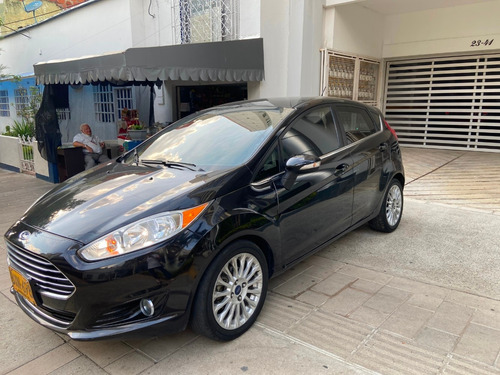 Ford Fiesta Titanium 2014