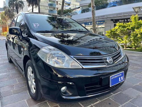 Imagen 5 de 13 de Nissan Tiida 2011 1.8 Tekna 5 P