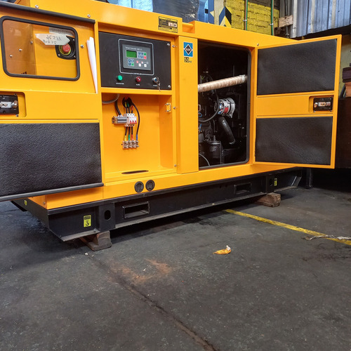 Grupo Electrógeno 40 Kva Generador Eléctrico New Holland 40
