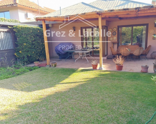 Se Arrienda Increíble Casa En Sector Av. España, Curicó.