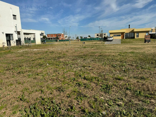 Terreno Al Lago, En El Barrio Riberas, Puertos - Escobar