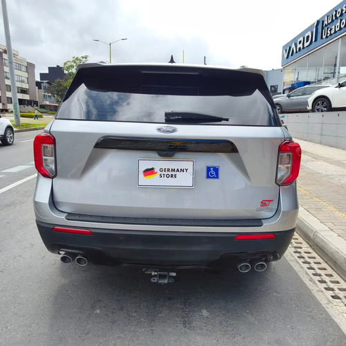 Ford Explorer St