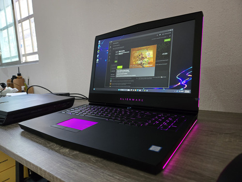 Dell Alienware 17 R5 Gtx1070 16gb Colección No Asus Msi Acer (Usado)