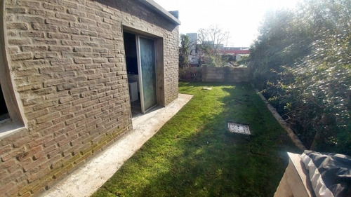 Casa A Estrenar En Maldonado- Ref: 1049