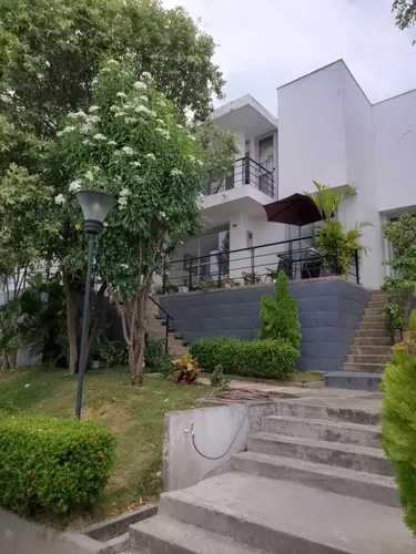 Arriendo Casa 2 Pisos, 3 Alcobas, 2 Baños