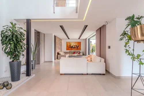 Casa En Venta En Llanogrande. Cod V14030