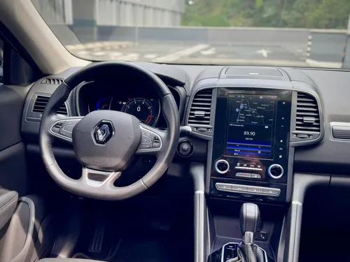 Renault Koleos 2.5 Intens 4X4 Bose