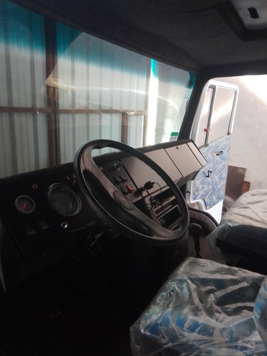 Imagen 6 de 8 de Mercedes Benz 710 1996