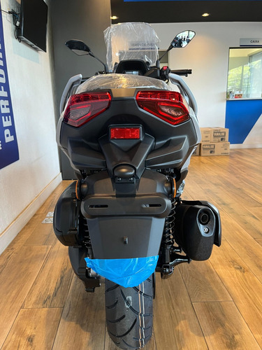 Xmax 250 Abs 2025 (vend Erick)