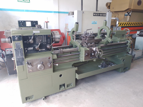 Torno Paralelo Turri T250 X 1600 Impecable Mmg