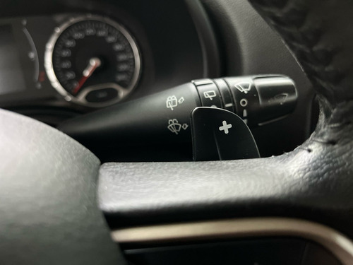 Jeep Renegade 1.8 16V FLEX LONGITUDE 4P AUTOMÁTICO