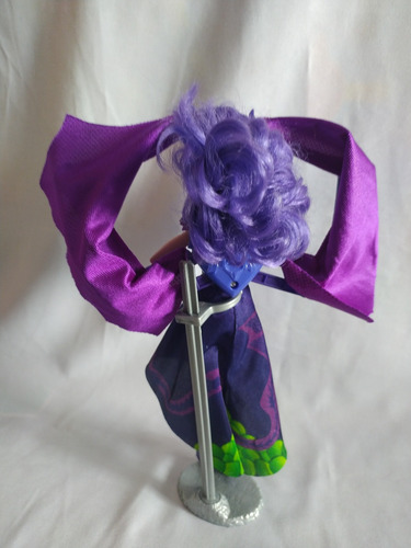 Mal Reina Dragon Muñeca Descendientes 3 Hasbro (Usado)