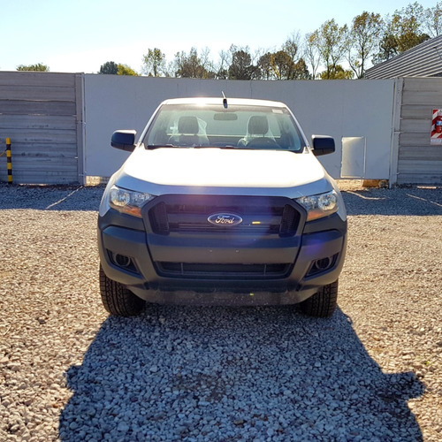 Imagen 10 de 14 de Ford Ranger Xl 2.2 Cabina Simple 4x2 2021