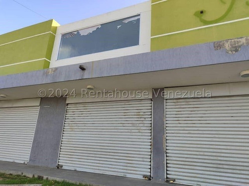 25-4710 Rahdeleste Vende Local Comercial Una Excelente Oportunidad De Inversión En Zona De Crecimiento En Cabudare, 25-4710 Av Intercomunal Muy Cercano A Mundo Traki En Centro Comercial Con Seguridad