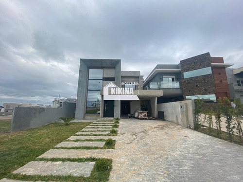 Imagem 1 de 6 de Casa Residencial Para Venda - 02950.8887