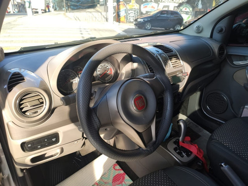 Fiat Grand Siena Essence 1.6 16v (flex) 2013/2013