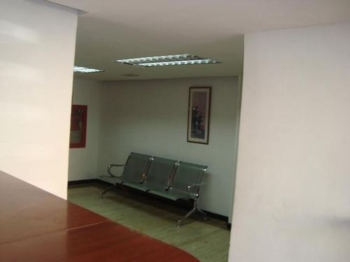 Imagen 3 de 8 de Se Vende Oficina 170m2 Guaicaipuro 9325