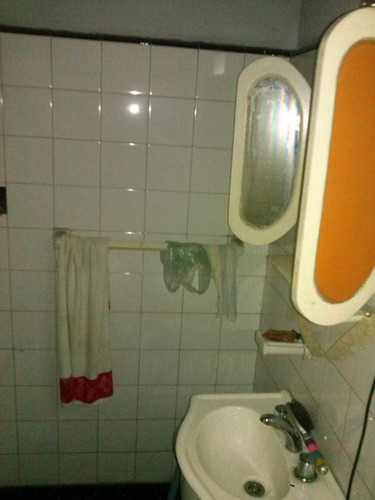Casa En Paso Del Rey Centro Con 4 Dormitorios.