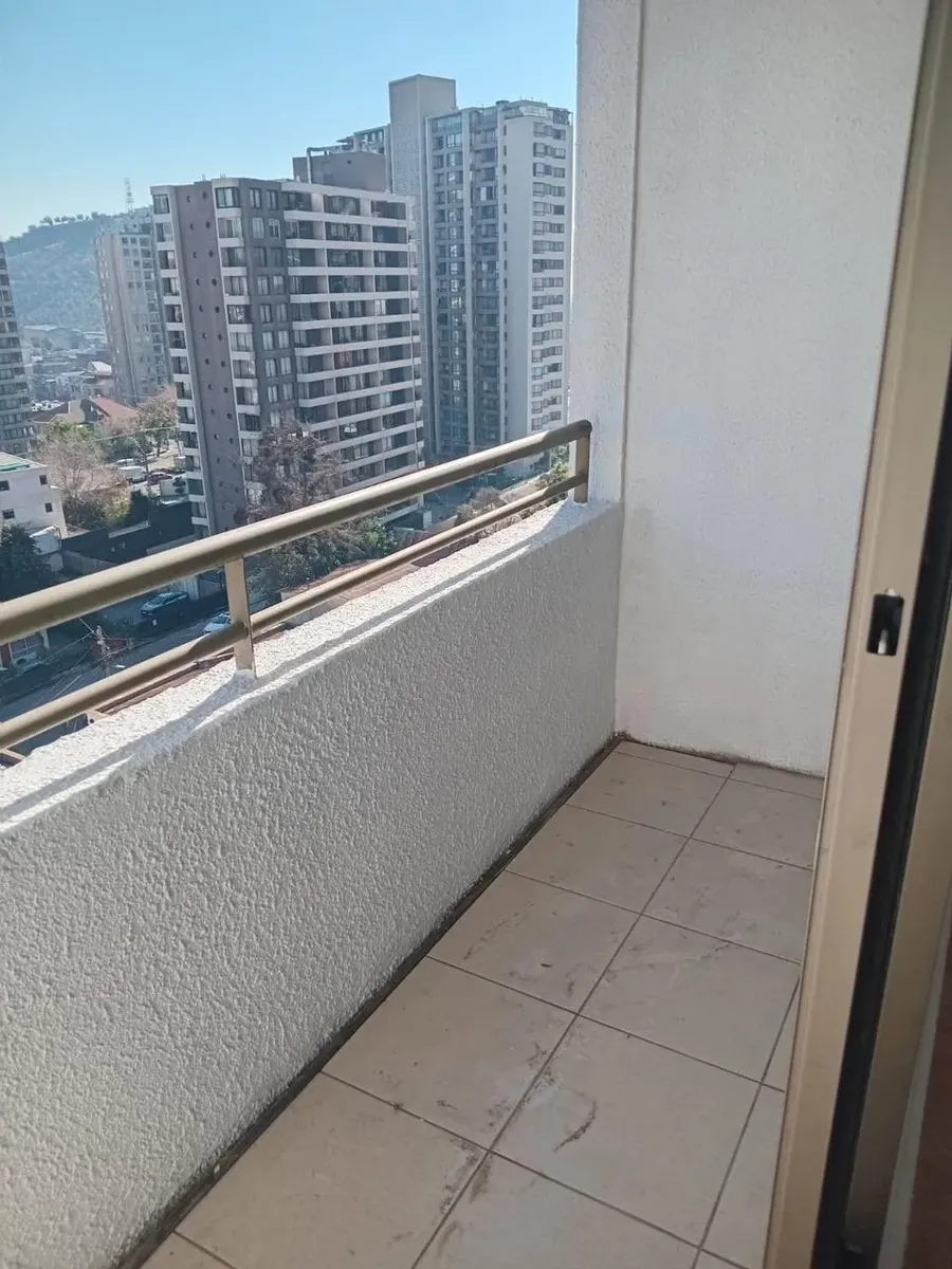 Imagen 3 de 17 de Arriendo Amplio Departamento 2d Y 2b Cerro San Cristobal