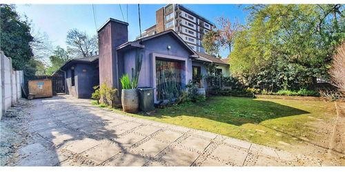 Espacios Acogedores, Amplio Jardín, Buenos Accesos