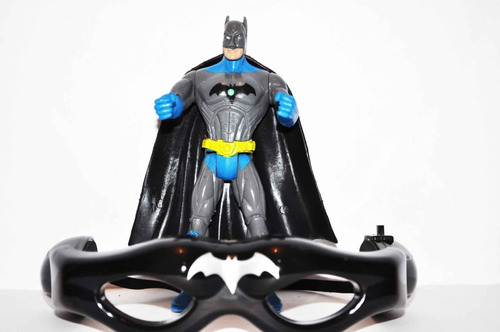 Muñeco Figura De Batman Articulado + Lentes Con Luces | MercadoLibre