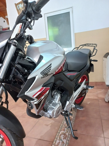 Imagen 2 de 3 de Honda Twister