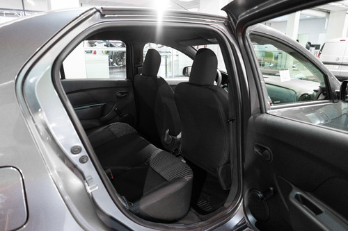 Renault Logan 1.6