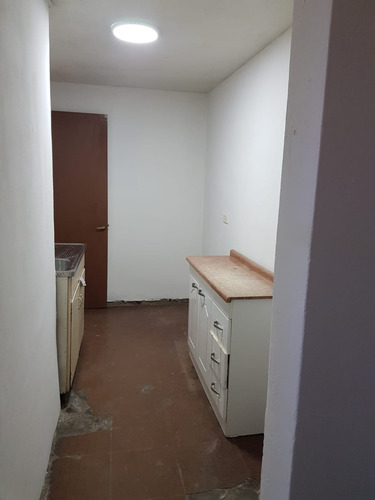 Casa 4 Dormitorios, 2 Baños, 3 E, Dueño, Macul, Metro Quilin