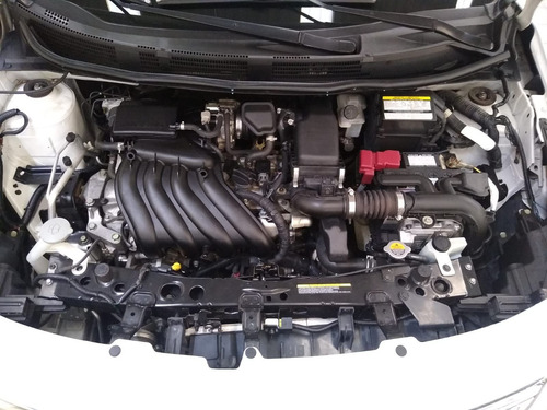 Imagen 9 de 15 de Nissan Versa 2017 1.6 Advance At