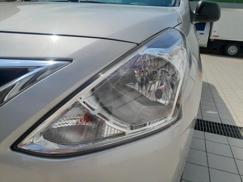 Nissan Versa 1.6 A/C Mt