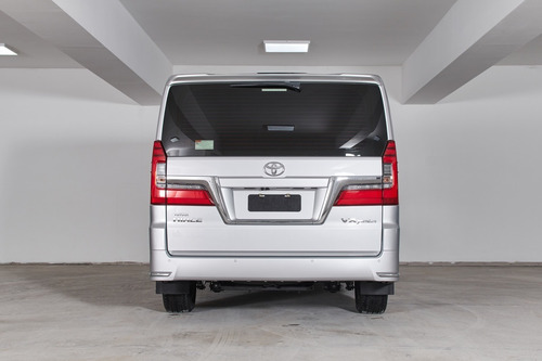 Imagen 3 de 15 de Toyota Hiace Wagon