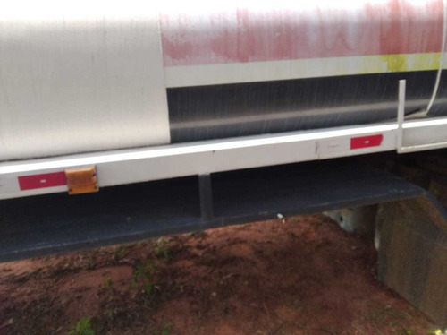 Carroceria Tanque 15.000 Litros 03 Bocas - Ano 2000 - Img