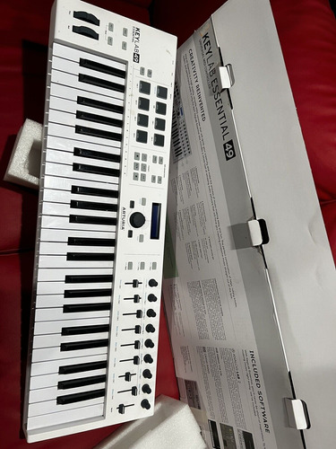   Arturia Keylab 49 Essential Controller Keyboard