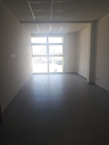 Imagen 16 de 29 de Alquiler Edificio Para Oficinas A Estrenar Quilmes