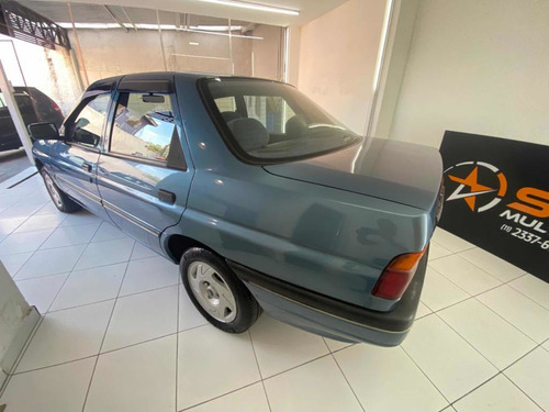 Imagem 5 de 11 de Ford Verona