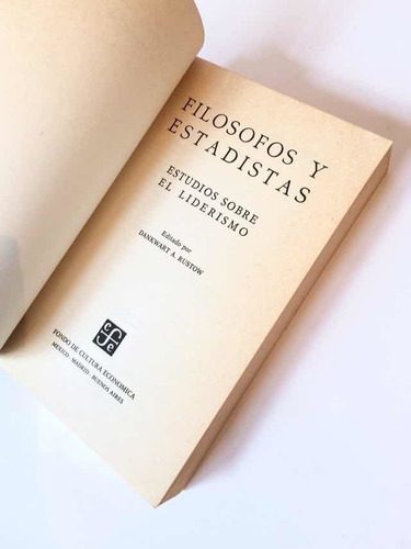 Rustow. Filósofos Y Estadistas: Bismarck, Gandhi, Lenin... (Usado)