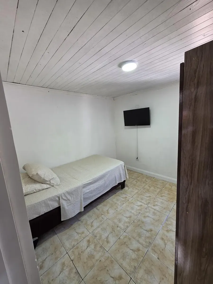 Imagen 2 de 26 de Hermosa Casa Moderna Y Remodelada