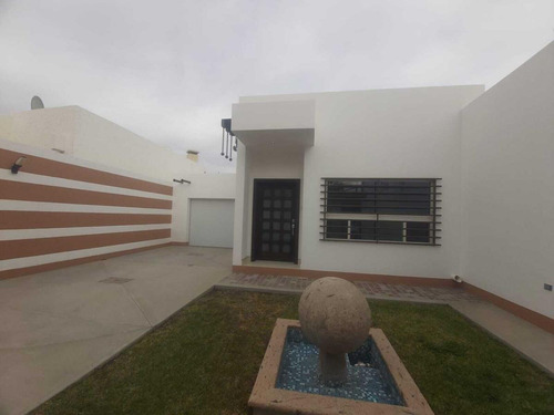 Imagen 3 de 12 de Casa Sola En Renta Adición Campestre