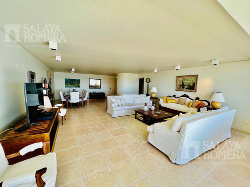 Venta: Apartamento 4 Dormitorios Edificio Estrella De Mar Punta Del Este