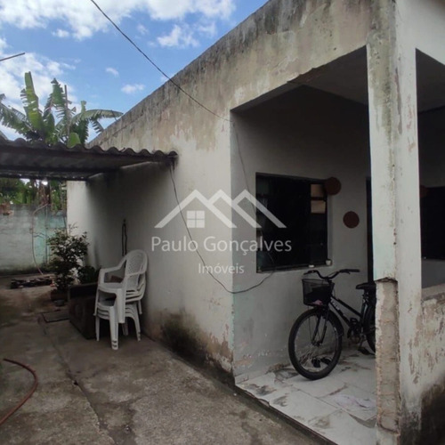 Vendo Duas Casas Mais Um Terreno Ao Lado
