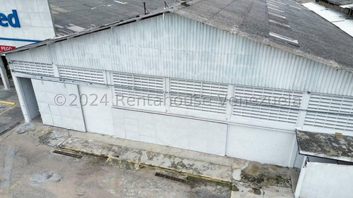 Amplio Galpón Industrial En Venta Zona Industrial La Providencia 2400 Mts2 24-28872 Hc