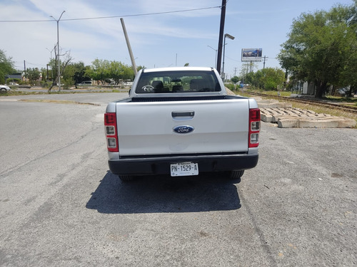 Ford Ranger 2.5 Xlt Cabina Doble 4x2 Mt
