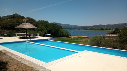 Casa En Complejo Con Bajada Al Lago. Alquiler Amoblado