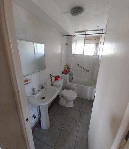 ¡¡¡ Ubicación Inmejorable, Ideal Para Remodelar A Tu Gusto !