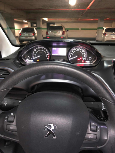 Peugeot 208 1.6 Feline 2016